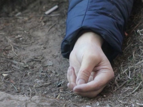Жители Ростова обнаружили в канаве мертвую женщину