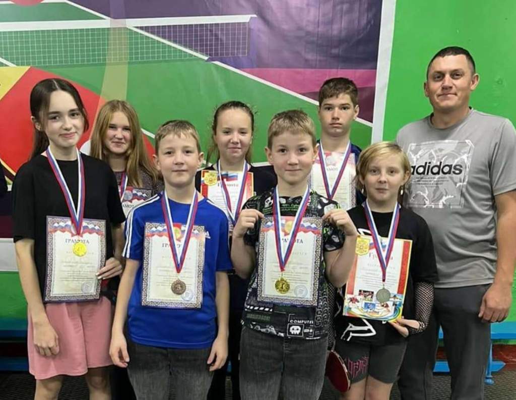 Команда Кашарского района приняла участие в открытом первенстве по настольному теннису