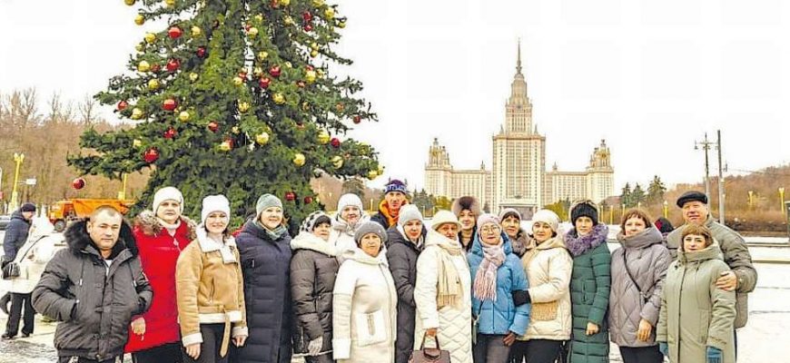На главной выставке "Россия" в Москве побывала делегация из Кашарского района