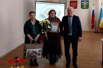 Победителем конкурса «Учитель года 2024» в номинации «Учитель» стала Елена Викторовна Кривенко, учитель начальных классов Кашарской школы