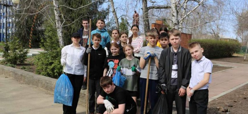 Доброта как образ жизни: в добровольческом движении участвуют кашарские школьники