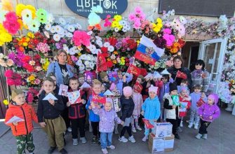 Дети и воспитатели Кашарского детского сада "Тополек" поздравляют солдат с наступающим праздником Днём победы!