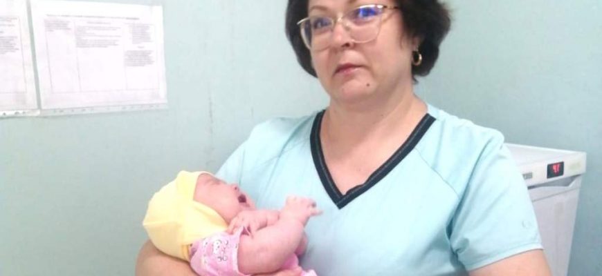 Людмила Александровна Чванькова из Кашар, детская медицинская сестра центральной районной больницы, которая не понаслышке знает, от чего зависит состояние здоровья детей.