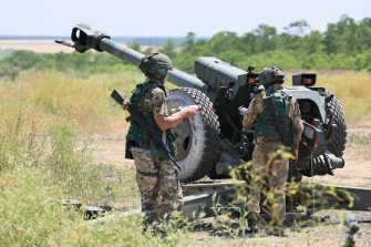 1,6 млн руб. получат граждане, заключившие контракт с Минобороны РФ на год и более