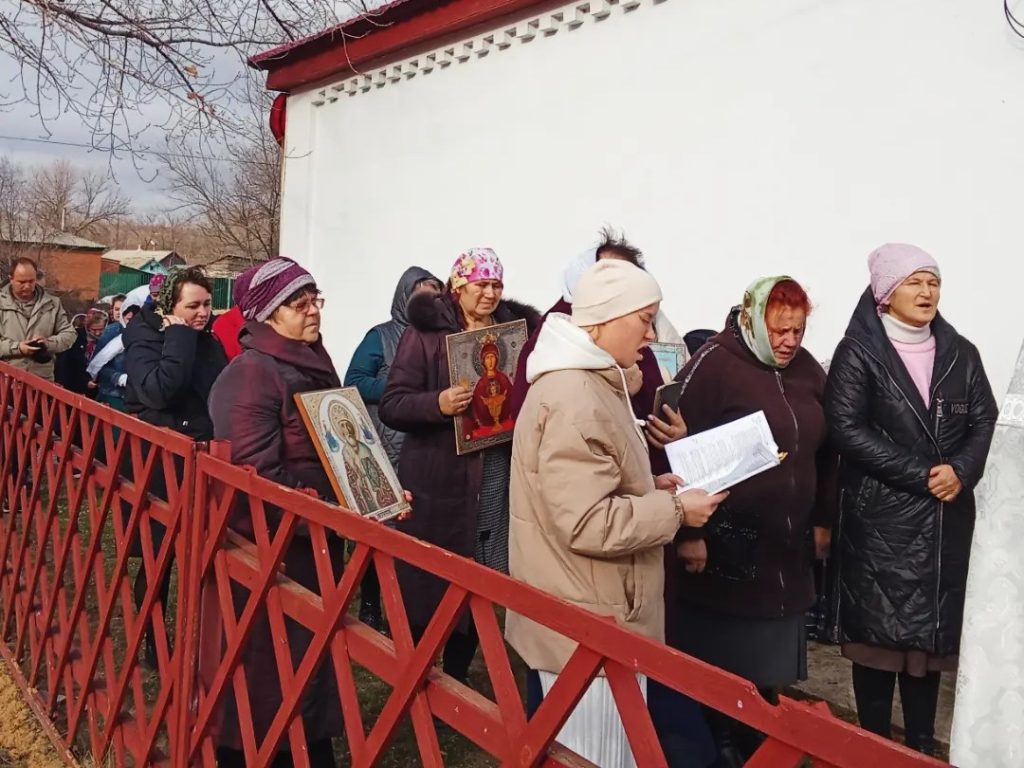 В день памяти Собора Архистратига Михаила и прочих Небесных Сил бесплотных в храме села Первомайское прошел престольный праздник.