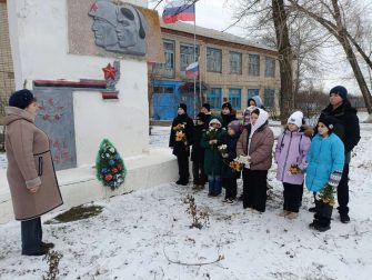 Воспитываем патриотов: День Героев Отечества прошел в Кашарском районе