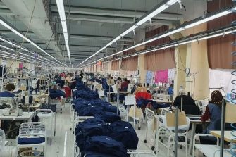 «Глория Джинс» оставит две фабрики на Дону