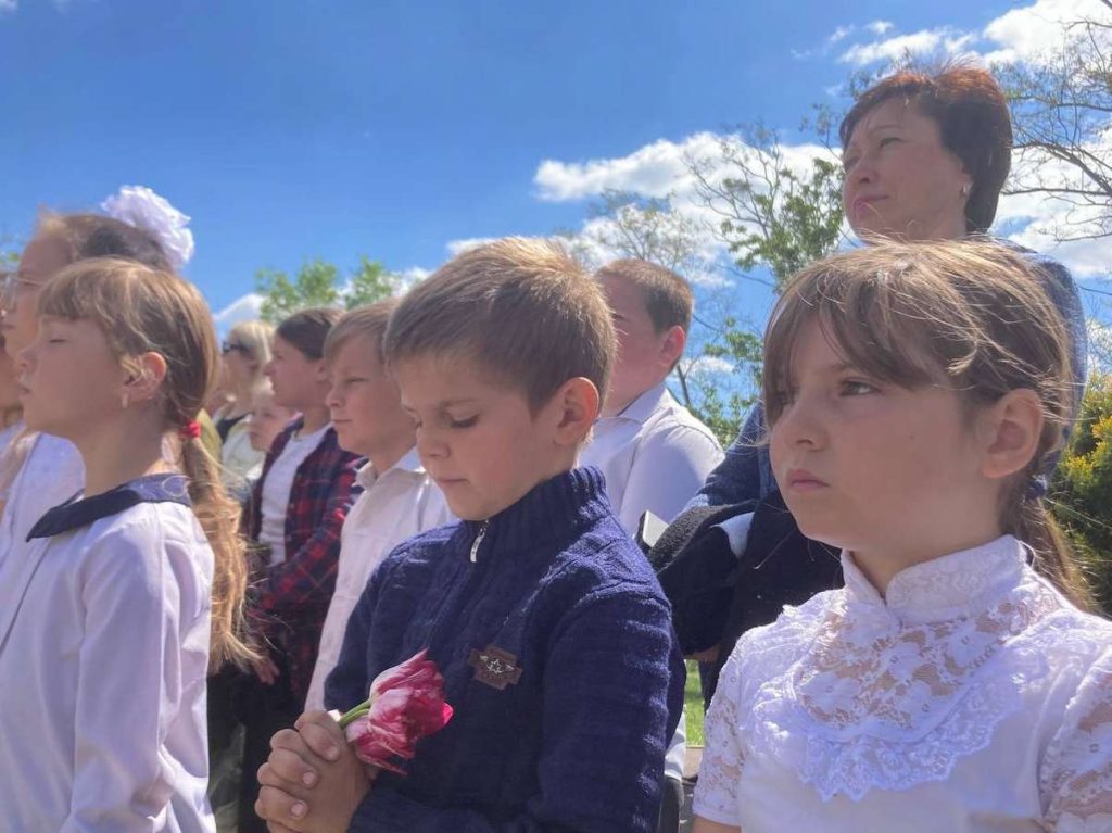 В хуторе Пономареве у памятника Ф. Подтелкову и М. Кривошлыкову состоялся торжественный митинг, посвященный 107 годовщине трагической гибели казаков