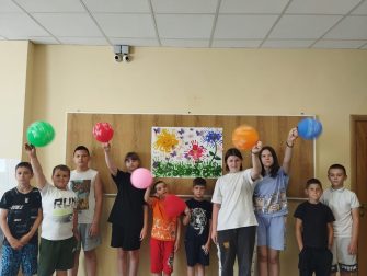 В Лысогорке открылся летний пришкольный лагерь «Дружба»