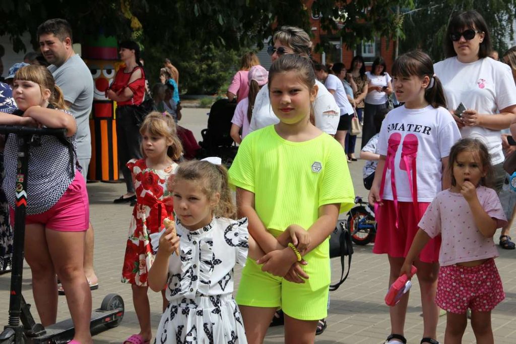 Праздник детства: в Кашарах День защиты детей прошел ярко и весело