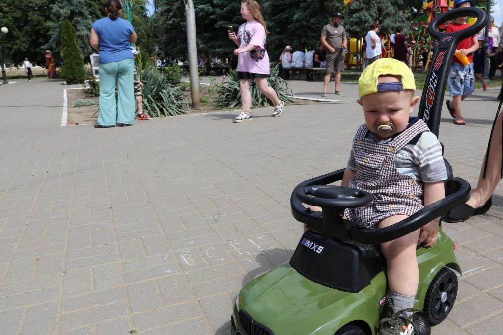 Праздник детства: в Кашарах День защиты детей прошел ярко и весело