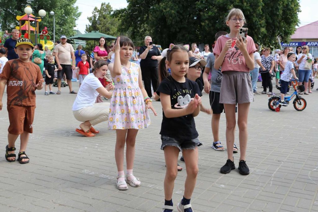 Праздник детства: в Кашарах День защиты детей прошел ярко и весело