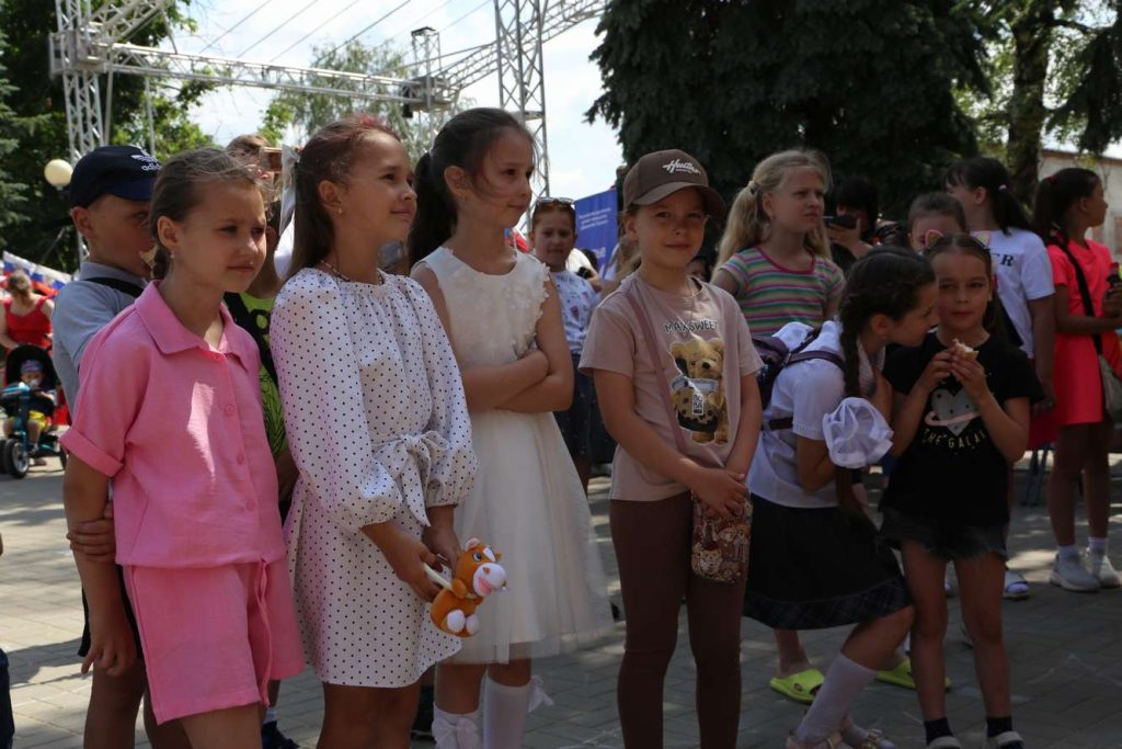 Праздник детства: в Кашарах День защиты детей прошел ярко и весело