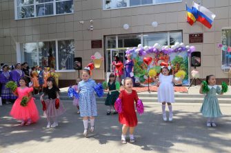 Праздник детства: в Кашарах День защиты детей прошел ярко и весело