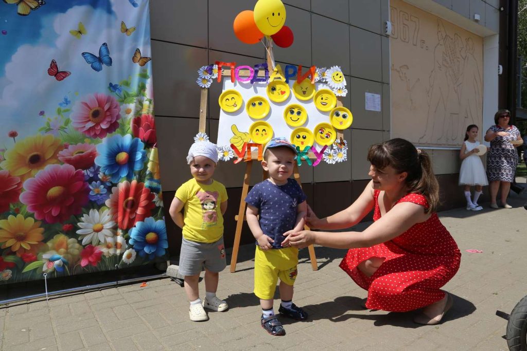 Праздник детства: в Кашарах День защиты детей прошел ярко и весело