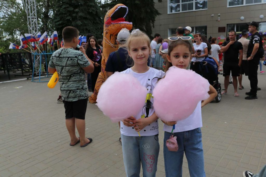 Праздник детства: в Кашарах День защиты детей прошел ярко и весело