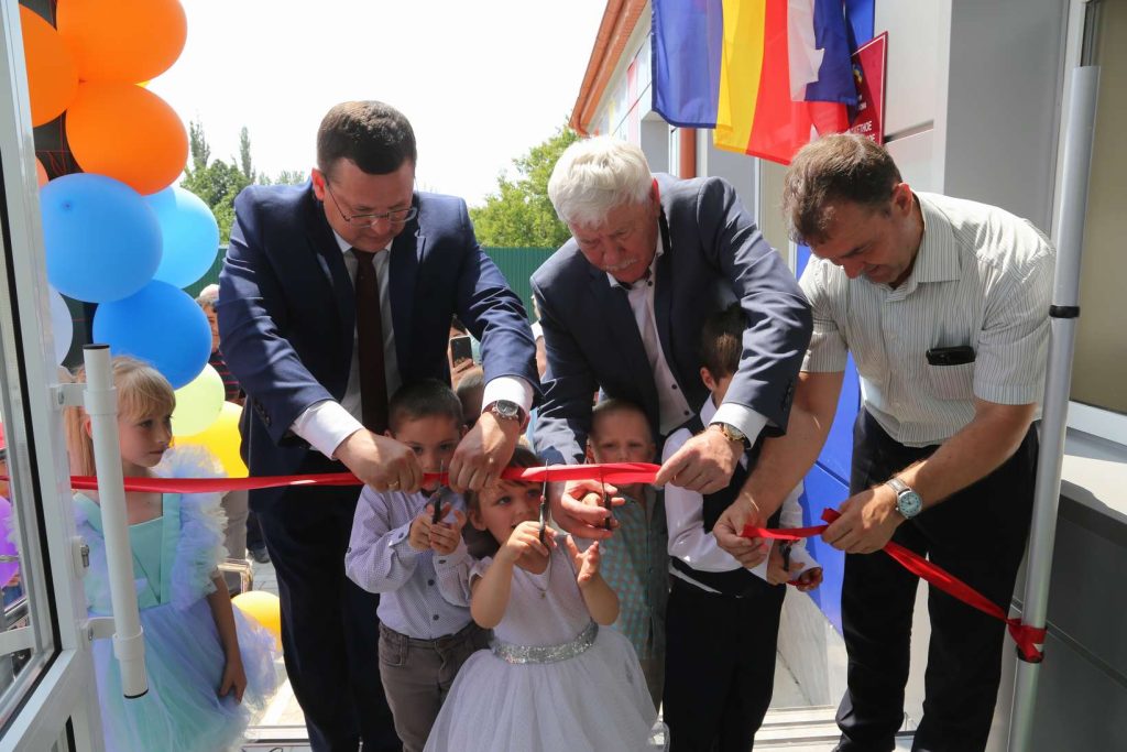 В селе Россошь открылся современный детский сад после капитального ремонта