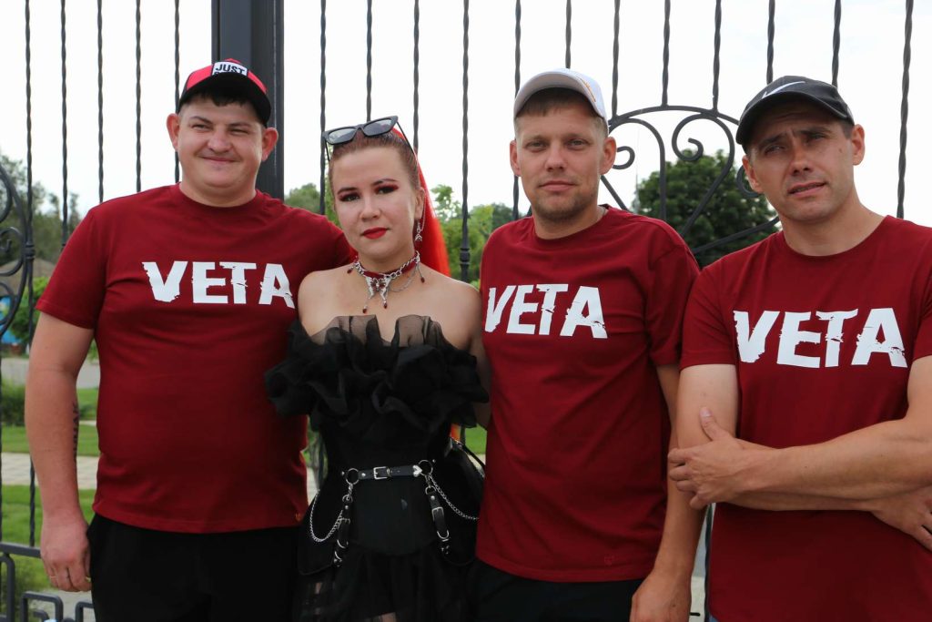 В Каменке впервые стартовала серия забегов по пересеченной местности «Светлый DON SPACE TRAIL»