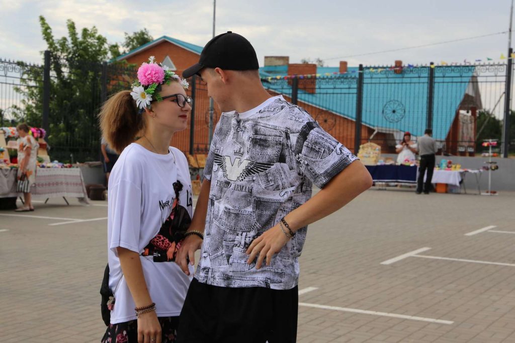 В Каменке впервые стартовала серия забегов по пересеченной местности «Светлый DON SPACE TRAIL»
