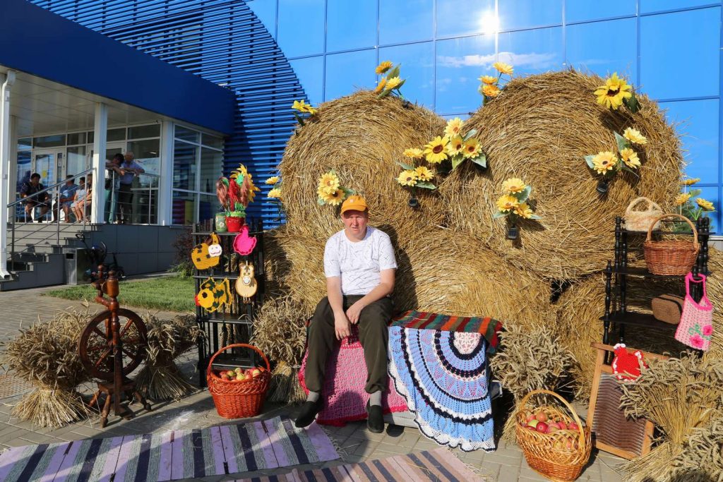 В Каменке впервые стартовала серия забегов по пересеченной местности «Светлый DON SPACE TRAIL»