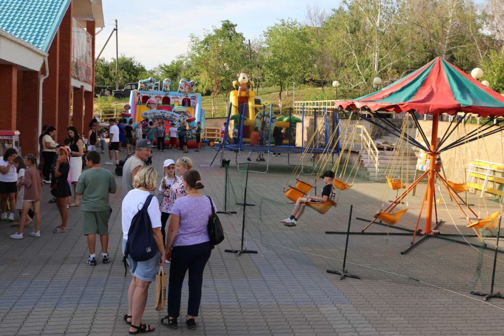 В Каменке впервые стартовала серия забегов по пересеченной местности «Светлый DON SPACE TRAIL»