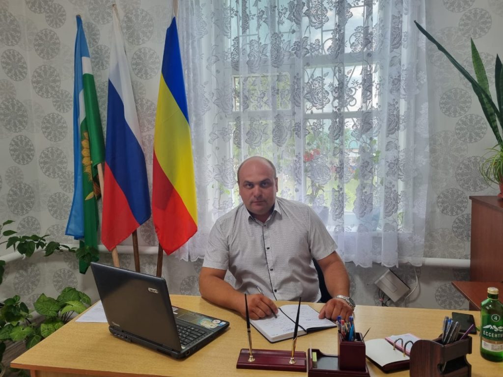 В администрации Киевского сельского поселения кадровые изменения