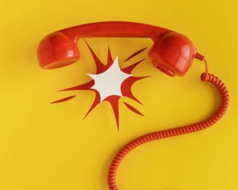 Администрация Кашарского района напоминает о работе телефона «горячей линии»