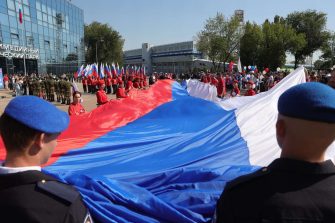 Глава Донского региона отметил, что «флаг России объединяет всех граждан страны»