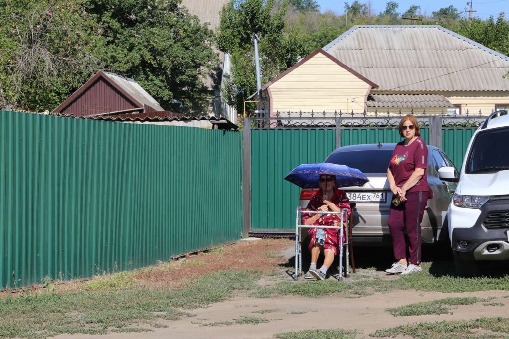 В Кашарах состоялось торжественное открытие современной, многофункциональной спортивной площадки
