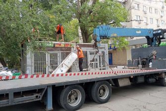 На Дону приступили к сносу незаконных торговых объектов