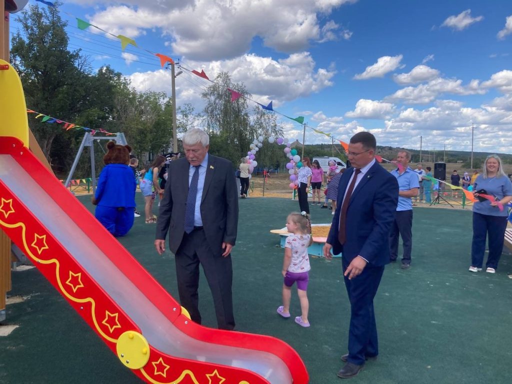 Новый островок детства появился в хуторе Семеновка Кашарского района