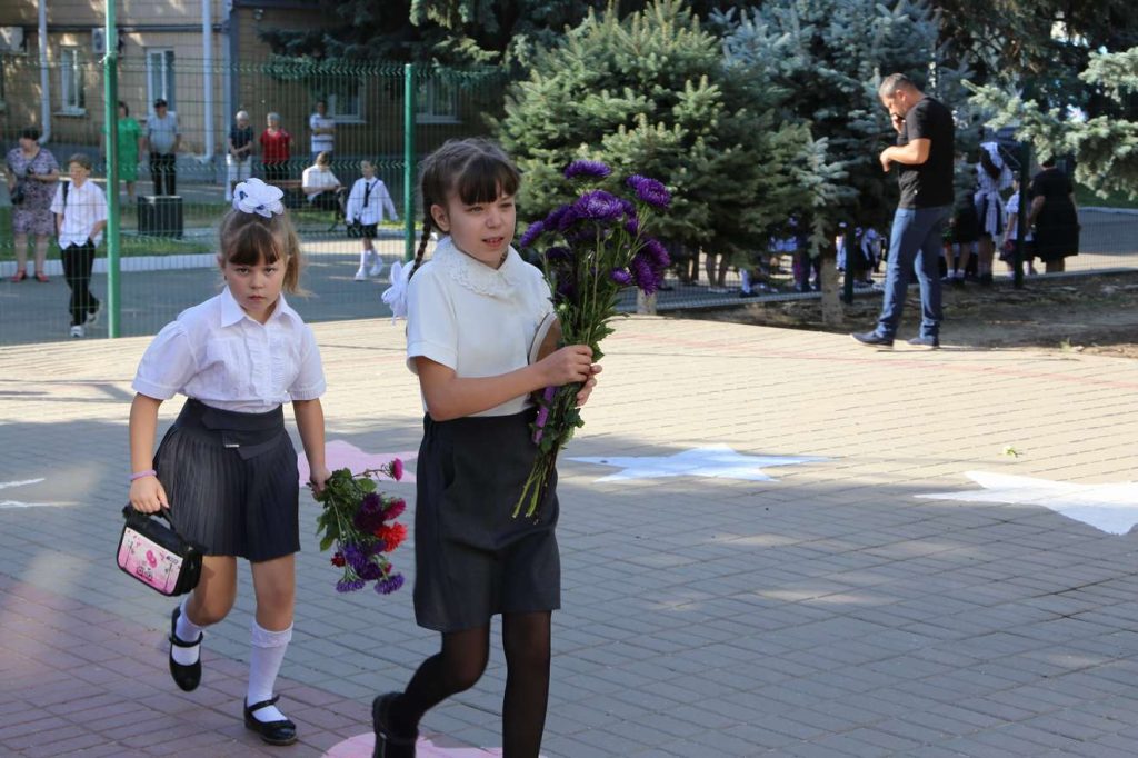 В Кашарской школе отметили День знаний