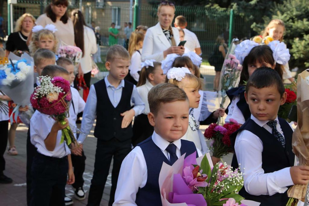 В Кашарской школе отметили День знаний