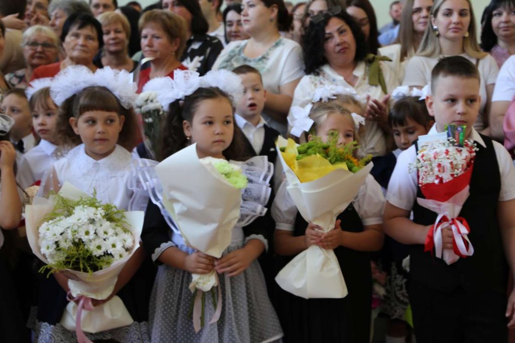 В Кашарской школе отметили День знаний
