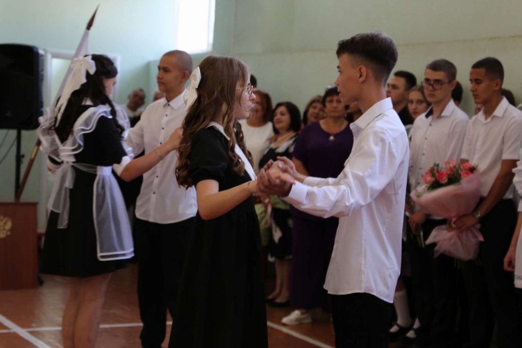 В Кашарской школе отметили День знаний