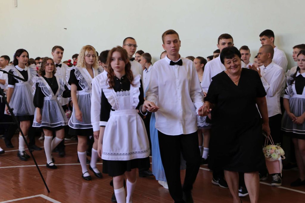 В Кашарской школе отметили День знаний
