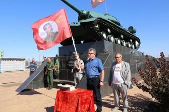 В Кашарах состоялся митинг, посвященный Дню танкиста