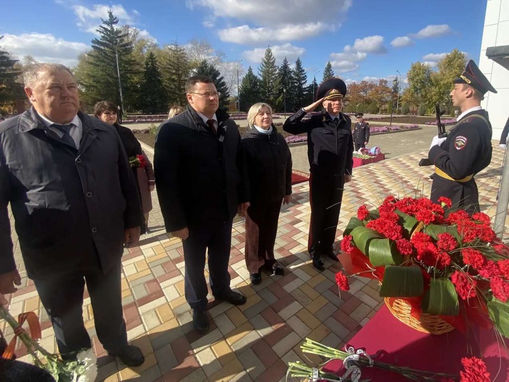Верхнемакеевской школе присвоено имя старшего лейтенанта милиции Куличенко Игоря Александровича