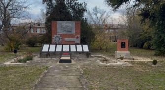 Обелиск героям Великой Отечественной войны х. Талловеров