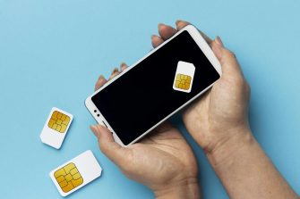 Российские операторы начнут блокировать лишние SIM-карты