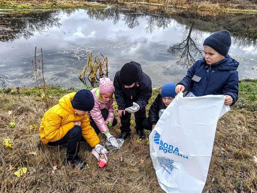 Экологические акции продолжаются в Кашарском районе