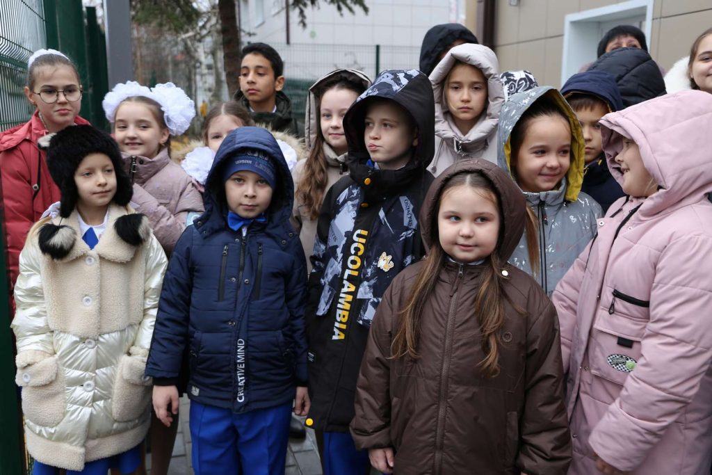 В Кашарском районе после капремонта открылась Детская школа искусств