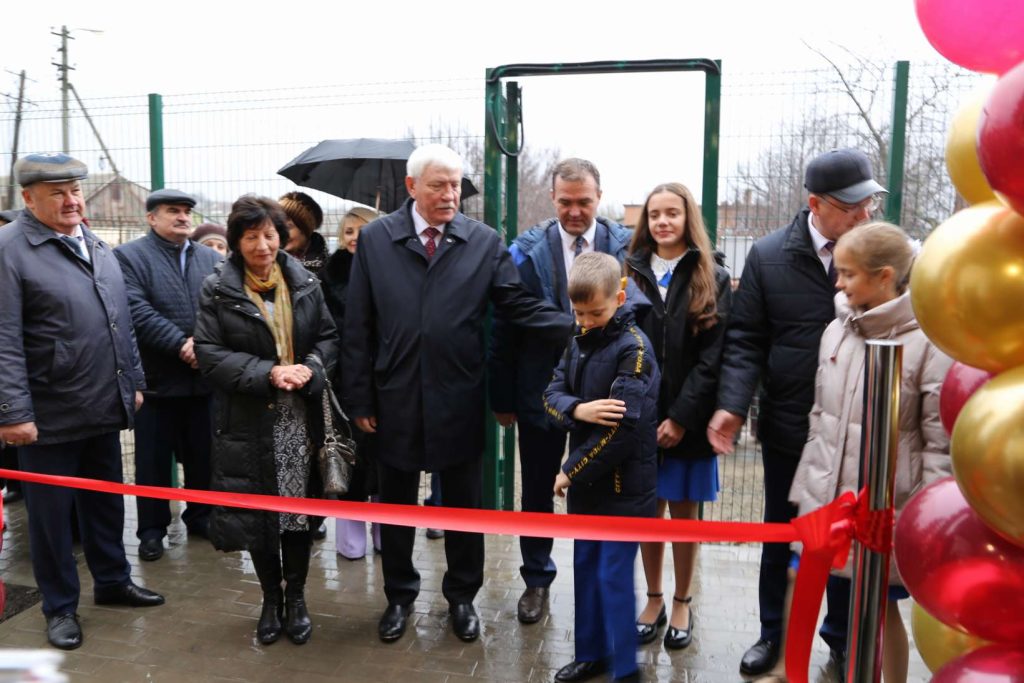 В Кашарском районе после капремонта открылась Детская школа искусств