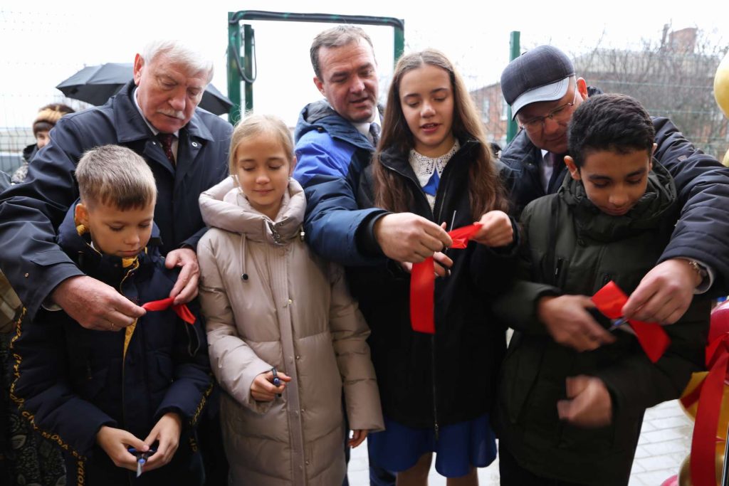 В Кашарском районе после капремонта открылась Детская школа искусств