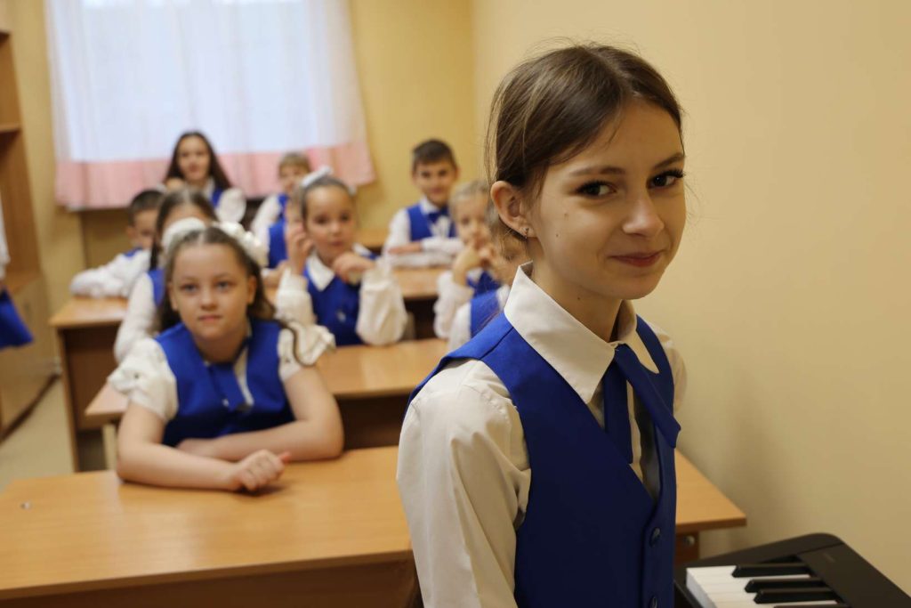 В Кашарском районе после капремонта открылась Детская школа искусств