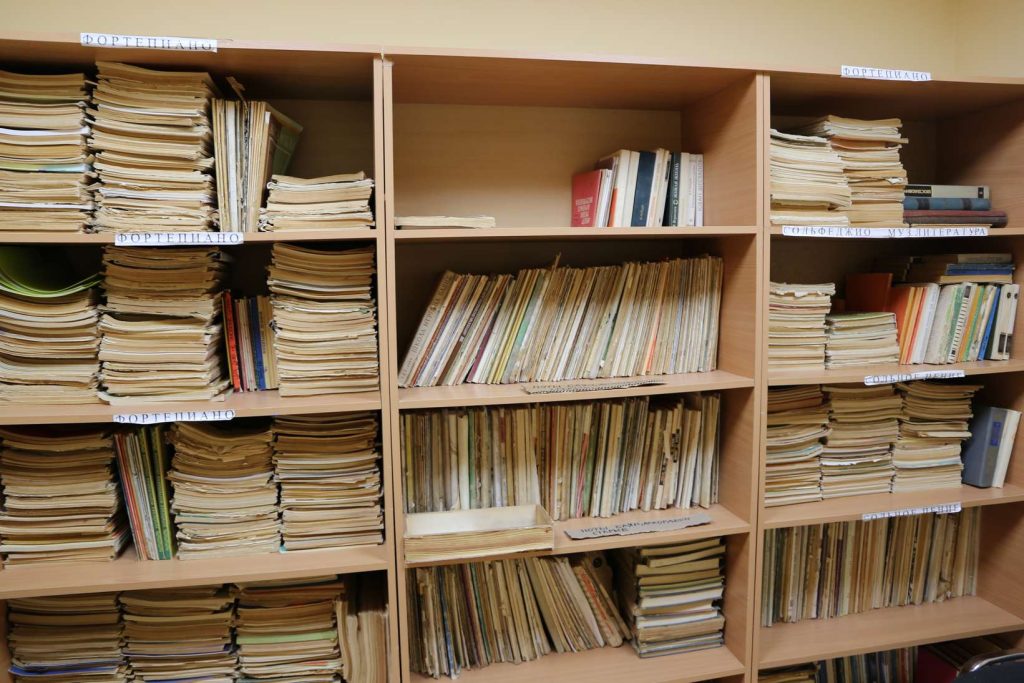 В Кашарском районе после капремонта открылась Детская школа искусств