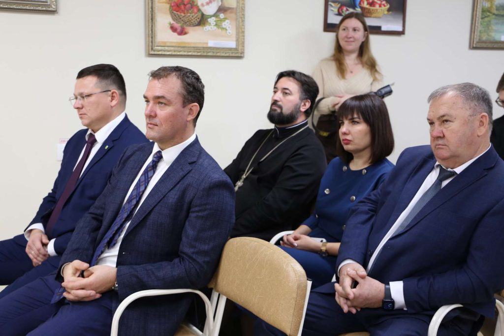 В Кашарском районе после капремонта открылась Детская школа искусств