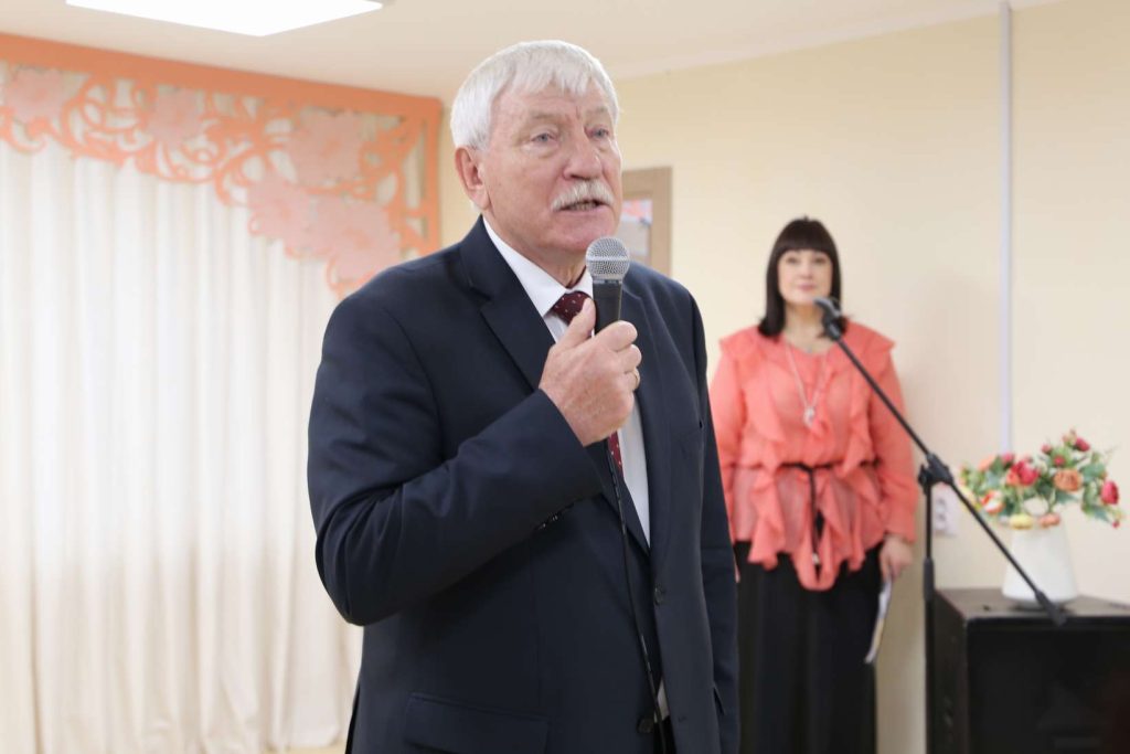 В Кашарском районе после капремонта открылась Детская школа искусств