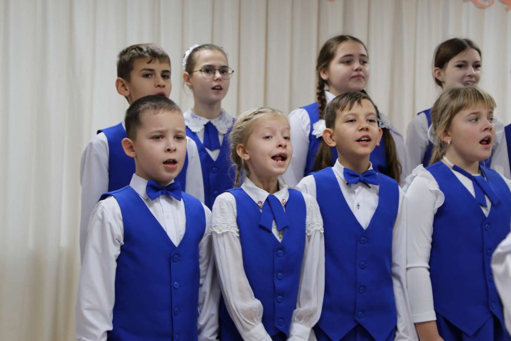 В Кашарском районе после капремонта открылась Детская школа искусств