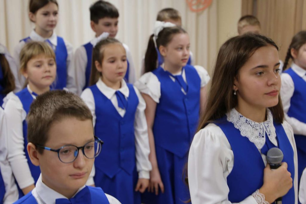 В Кашарском районе после капремонта открылась Детская школа искусств